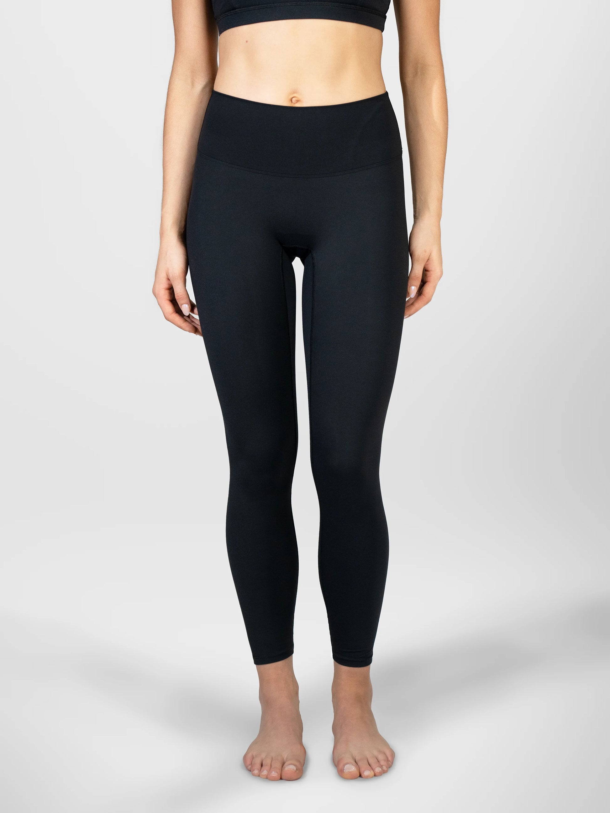 Clay Active seamless leggings made from eco-friendly fabric front view.
