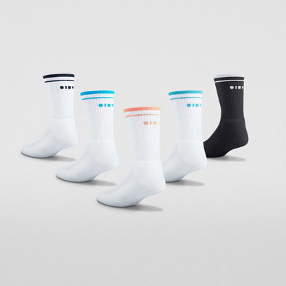 Clay Active men's tennis socks 5 pairs in studio, angle.